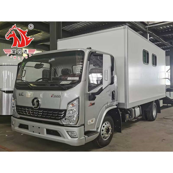 自行式運(yùn)馬車